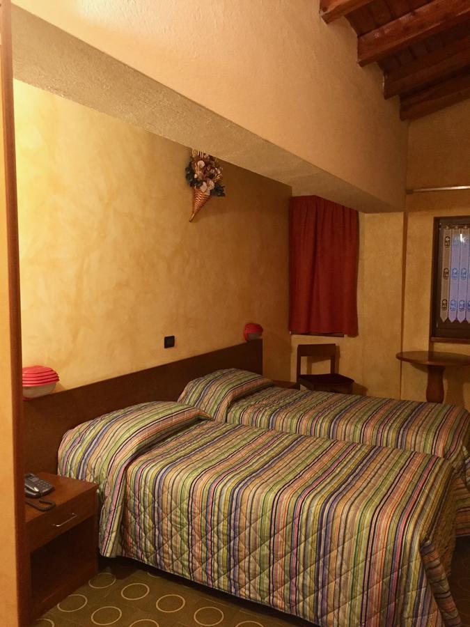 Hotel Sarre Hotel Sarre